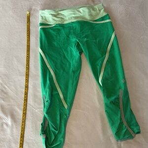 Lululemon Cropped Leggings
